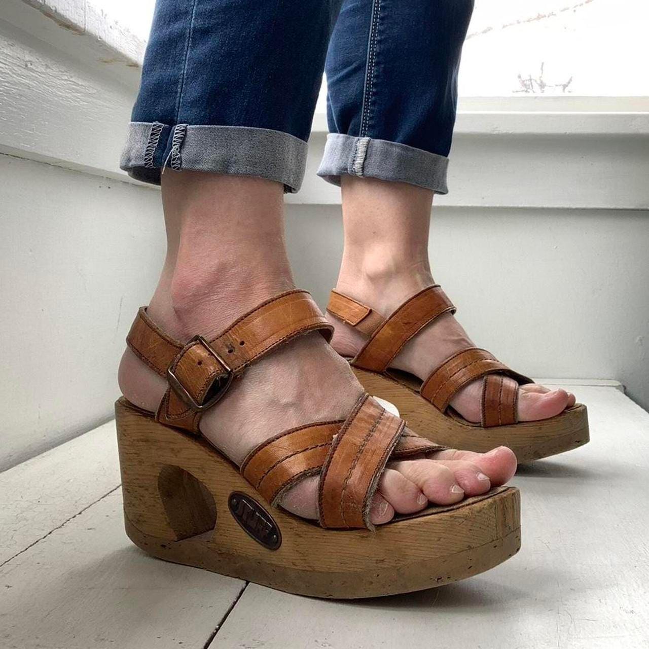 70s Brown Platforms Canada