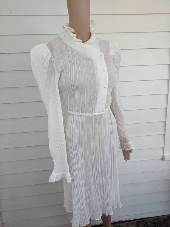 70s Sheer Romantic Dress XS S Ivory Prairie Gunne… - image 3