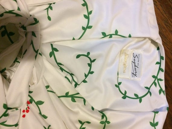 White Floral Wrap Maxi Dress Robe 70s Vintage Say… - image 5