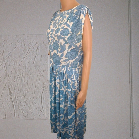 50s Floral Print Dress Blue White Vintage M L 38 … - image 2