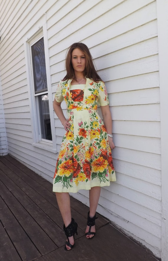 50s Yellow Floral Print Dress Vintage Cotton Day … - image 2