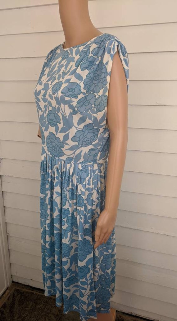 50s Floral Print Dress Blue White Vintage M L 38 … - image 1