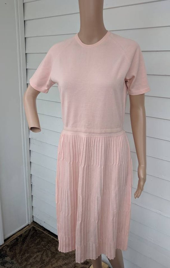 Pale Salmon Pink Dress Retro Knit Wool Short Sleev