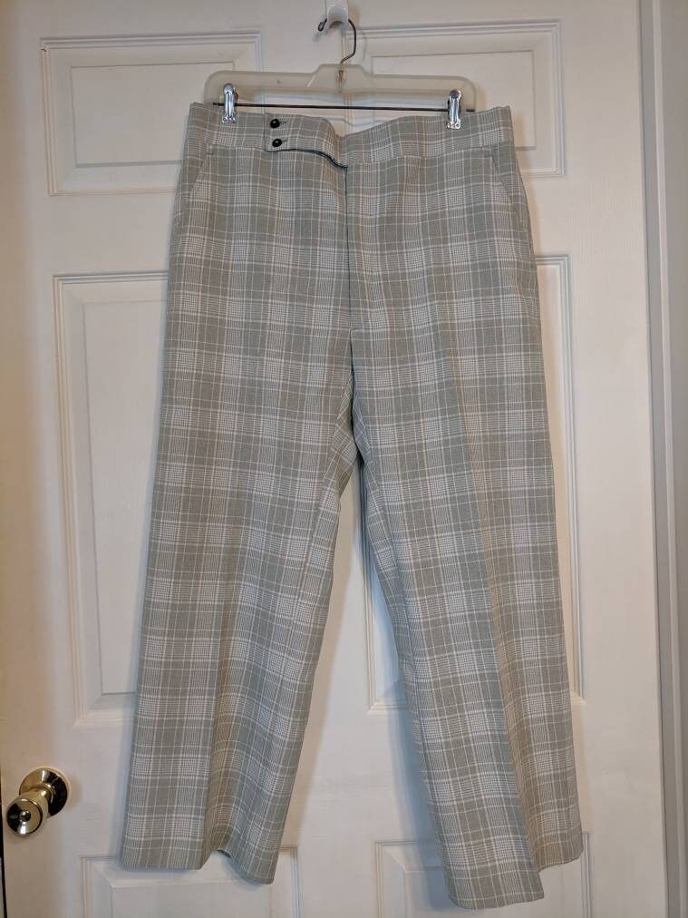 Old man deals plaid pants
