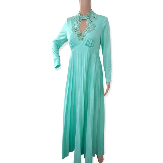 seafoam green formal dress Strappy Open-Back Aleta Long Sequin Prom Dress Seafoam / 00