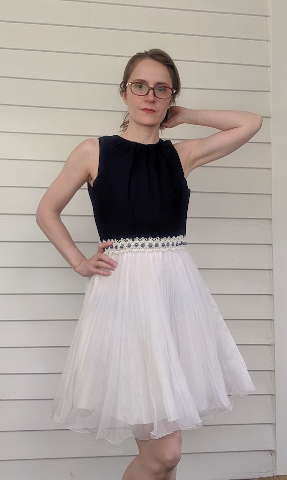 White top blue bottom dress cheap