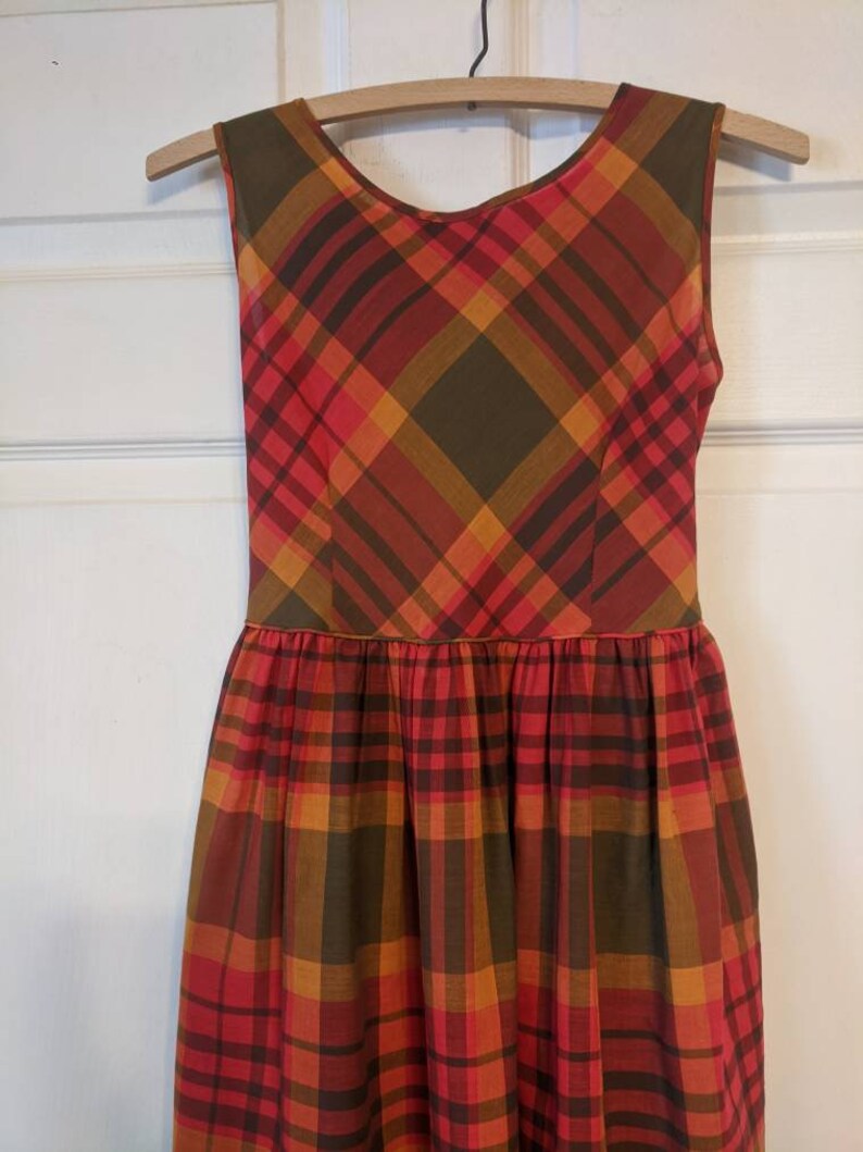 Vintage Girls Sleeveless Plaid Dress and Button Back Top 60s image 3