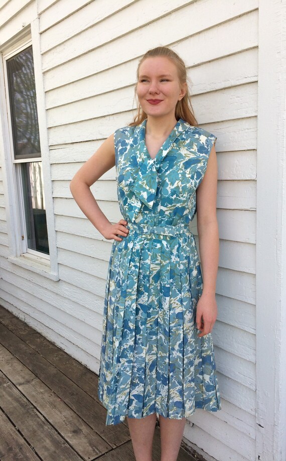 Vintage Pleated Blue Floral Dress