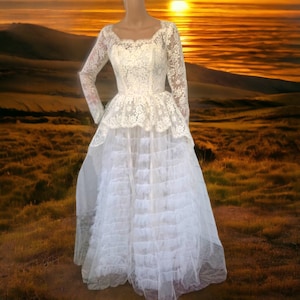 50s Peplum Wedding Dress Ivory Lace Gown Formal XS Vintage
