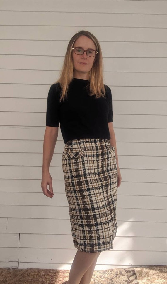 Brown plaid skirt 50s hotsell