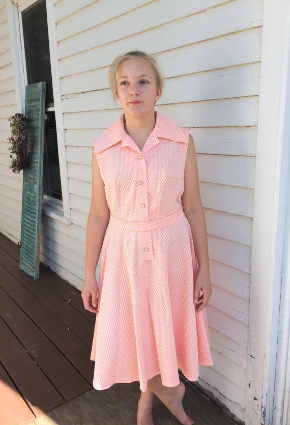 Mod 70s Peach Dress White Orange Sleeveless Retro 