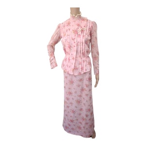 Pink Victorian Dress Prairie Western Soft Floral Skirt Blouse XS 70s Vintage