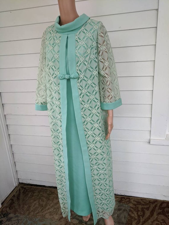 60s Mod Gown Seafoam Mint Green Pastel Dress Vint… - image 5