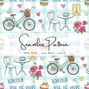 以下が含まれることがあります： フランスをテーマにしたシームレスパターン。自転車、カフェテーブル、バラ、マカロン、エッフェル塔の切手が、青と白のチェック柄の背景に描かれています。「Bonjour」と「Joie de Vivre」の文字も含まれています。
