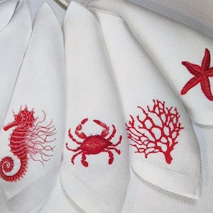 Set di tovaglioli da tavola in lino costiero - Tovaglioli con animali marini ricamati (aragosta, granchio, stella marina, corallo, cavalluccio marino, lumaca)