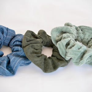 Chouchou cheveux fait main / Ręcznie robiona gumka do włosów – Doux, zmywalna, solidna – Cadeau idéal