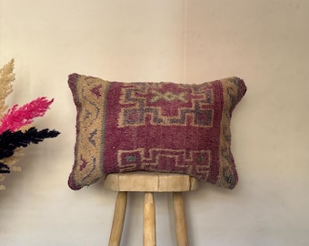 Vintage Moroccan Wool Pillow – Boho Berber Cushion, Tribal Kilim Decor, Handmade Wool Cushion Cover – Pink & Beige Geometric – 16x26 inches