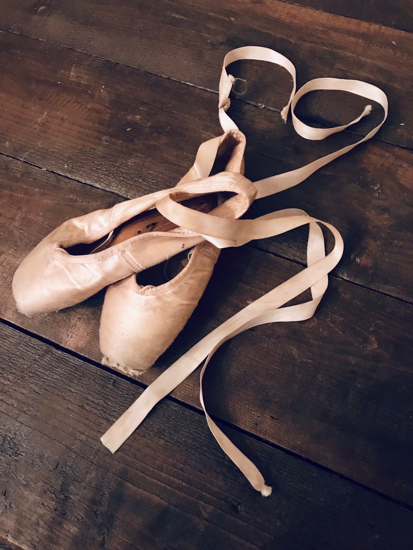 vintage pink satin gently worn point ballerina capezio ballet slippers shoes