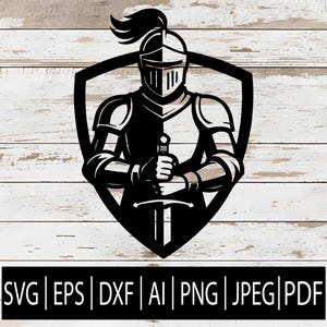 Puede incluir: Ilustración en blanco y negro de un caballero con armadura completa, sosteniendo una espada, dentro de un marco en forma de escudo. El caballero tiene un casco con un penacho. Debajo, las abreviaturas de formatos de archivo: SVG, EPS, DXF, AI, PNG, JPEG y PDF.