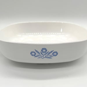 Vintage Corning Ware Blue Cornflower P-9-B Casserole