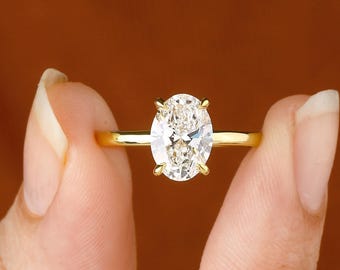 Anillo de compromiso con diamante ovalado de laboratorio de 2,5 quilates, oro amarillo de 14 quilates