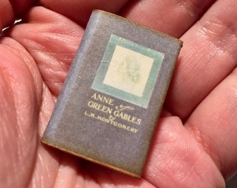 Mini Book Pin/Brooch - Anne of Green Gables
