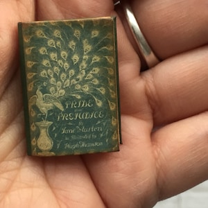 Micro Mini Livro - Broche - Pin - Orgulho e Preconceito