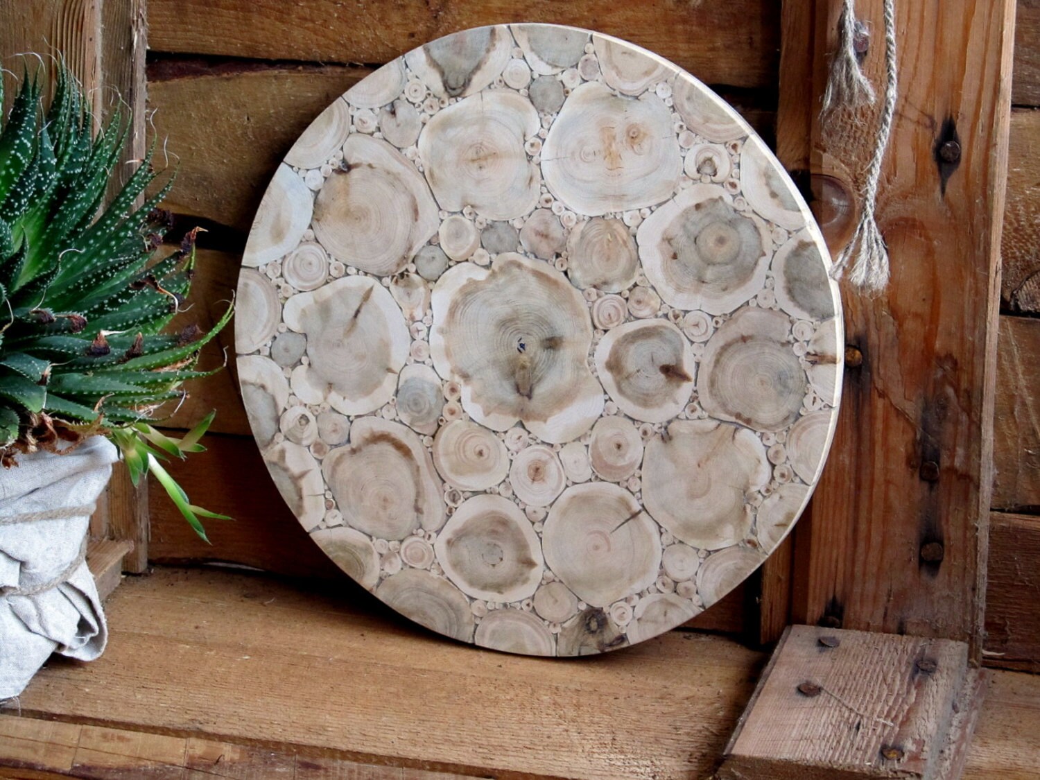 Juniper Wood Round Cutting Board Natural Handmade Breadboard Etsy