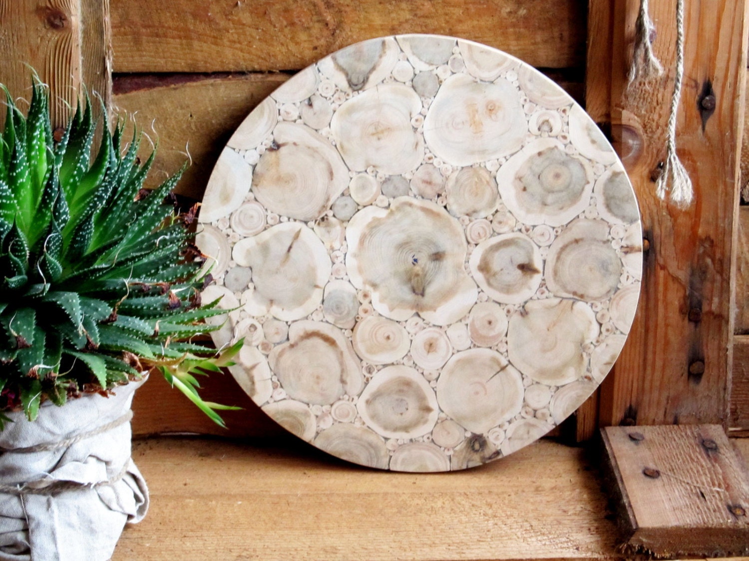 Juniper Wood Round Cutting Board Natural Handmade Breadboard Etsy