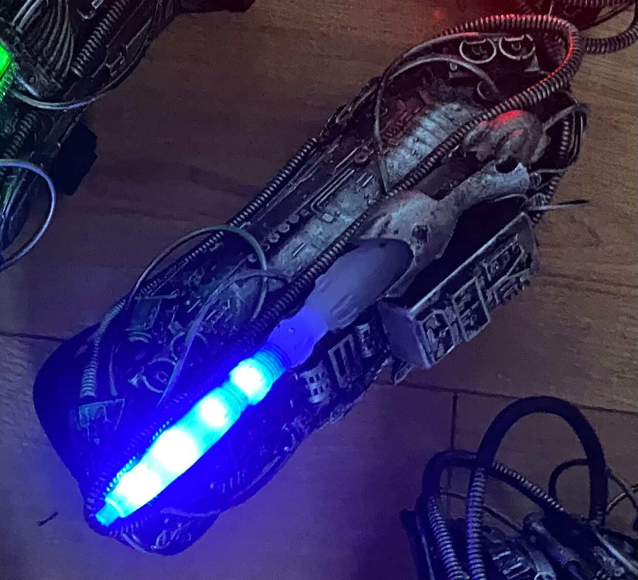 Strobing Lights Laser Blaster Cosplay Cyberpunk Cyborg Costume Arm ...