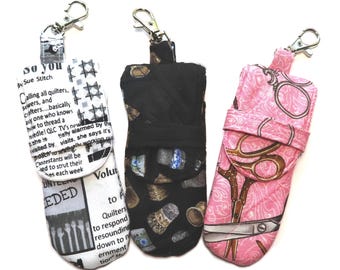 Quilted Thread Nipper Holder: Sewing, Quilting, Needlepoint with Lobster Clip