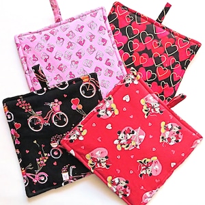 Hearts Hot Pad: Kraftig grytlapp, Köksdekor, Cyklar Alla hjärtans dag