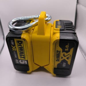Super Tactical Dewalt 18V/20V Dual Battery Carrier