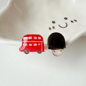 London earrings //England earrings/Travel earrings/ Kawaii earrings/handmade earrings for trips/cute earrings/shrinky dinks/London city gift