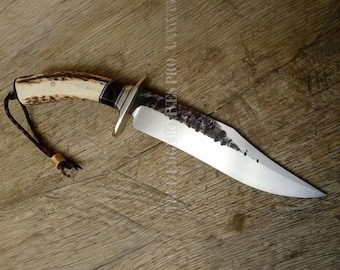 Handmade Stag Handle Hunting Bowie Knife | D2 Steel Blade | Stag Antler Handle | Gift for Hunter | Hunting Knife | Outdoor Gift