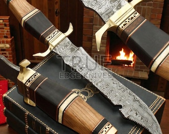Coltello da caccia Bowie fatto a mano in Damasco / Manico in legno con fodero in pelle / Coltello Bowie / Regalo di Natale per lui