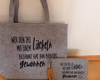 Filztasche mit Spruch „Wer den Tag mit einem Lächeln beginnt…“ – Handgemachte Tasche | Geschenkidee, Geschenke für Frauen