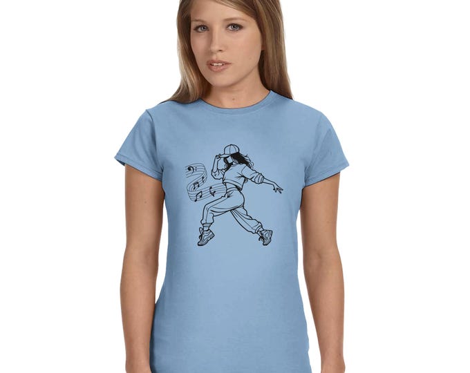 Dans T-Shirt - Soft Cotton Women's Tee - Perfect for Dance Lovers - Handmade Gift Idea