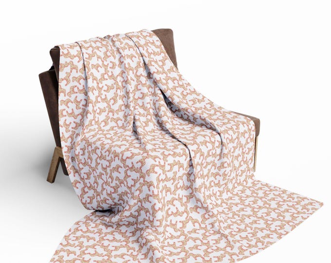 Cozy Arctic Fleece Blanket, Soft Throw for Home, Perfect for Winter Nights, Gift for Friends, Holiday Decor