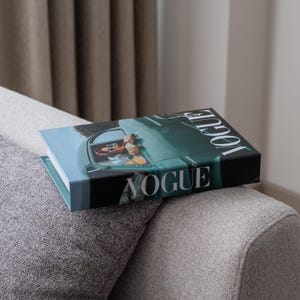 Vogue On The Road Dekorative Faux Bücherbox mit Versteckter Aufbewahrung für Kaffeetisch, Bücherregal, Manteldekor |  Foto, Andenken Aufbewahrung