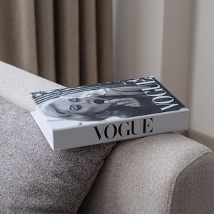 Vogue Vintage Lippenstift Dekorative Faux Bücherbox mit versteckter Aufbewahrung für Kaffeetisch, Bücherregal, Manteldekor |  Foto, Andenken Aufbewahrung