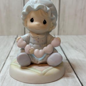 Vintage Precious Moments Figurine 1996 272485 “You Have Touched So Many Hearts”