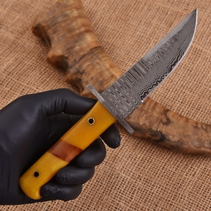 Handmade Damascus Skinner Knife – Custom Hunting Knife with Leather Sheath