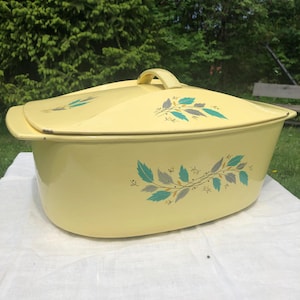 RARE Vintage LISLET Cast Iron Dutch Oven Roaster -Yellow Enamel Finish- Foral -