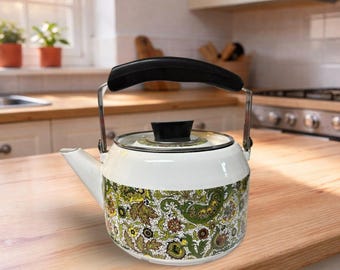 Tetera esmaltada vintage Fancipans Paisley con asa abatible y tapa, color verde, marrón y blanco, diseño retro de los años 70.