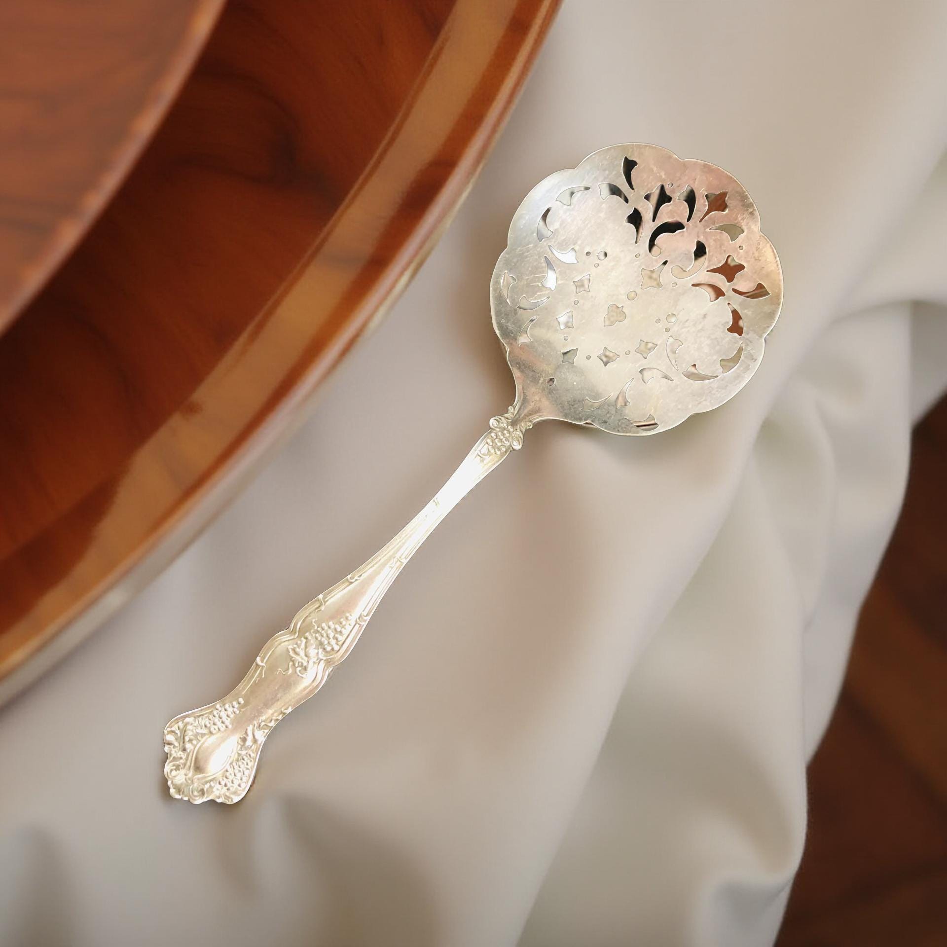Tomato Server - Etsy