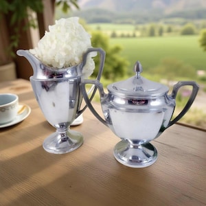 Vintage Chic Chrom Milchkännchen und Covered Sugar MCM Shabby