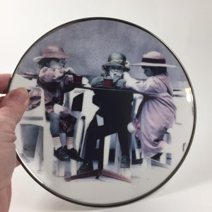 1997 Kim Anderson Sharing Friendship, Laughter and Love Girls Collector Plate Enesco