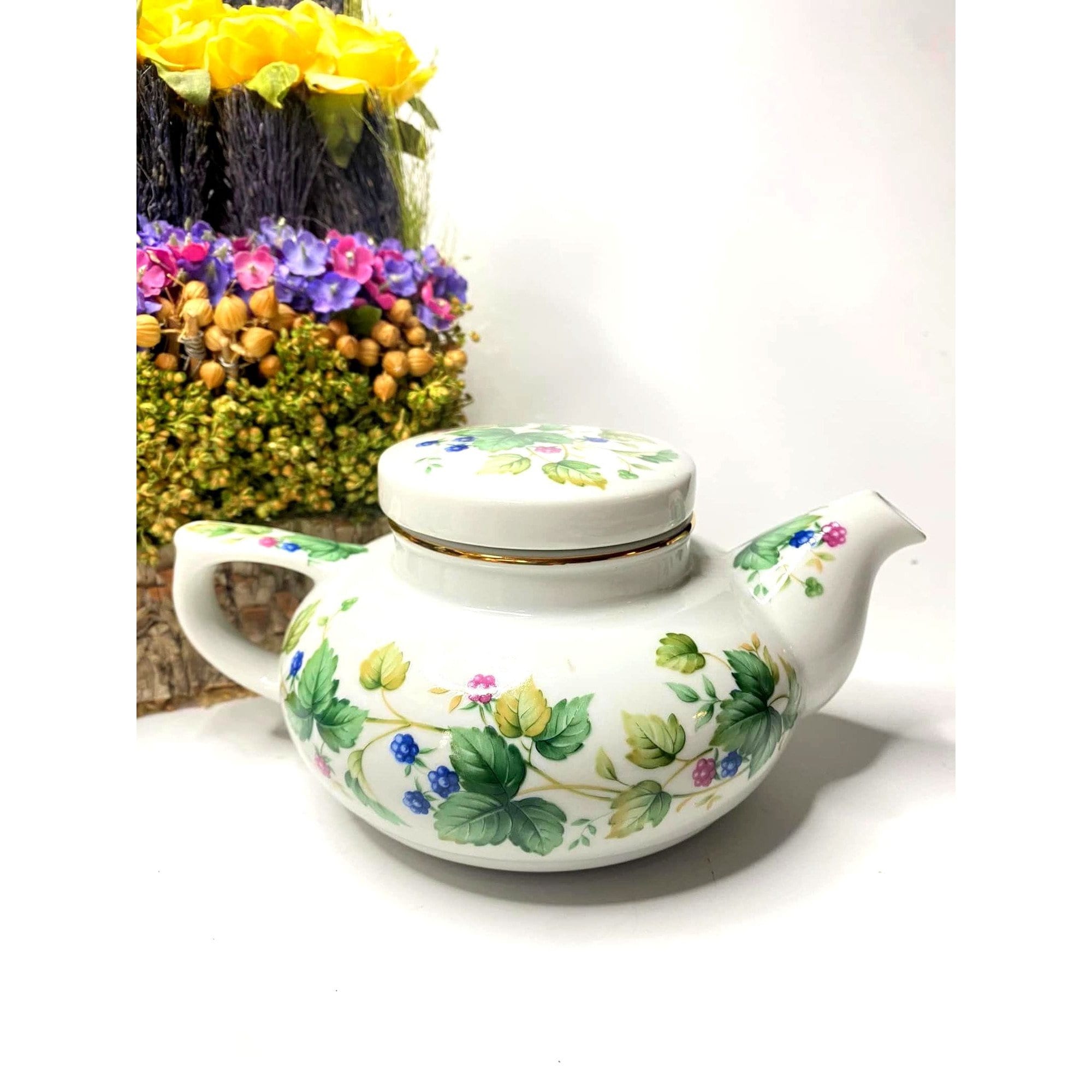 Andrea by Sadek Teapot: Vine and Berry Porcelain With Gold Trim - Etsy