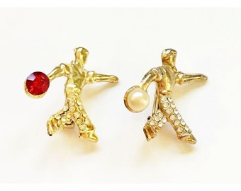 Vintage Pair of Scatter Pins Men Bowling BOWLERS Brooches 2 Figural Rhinestone Pearl